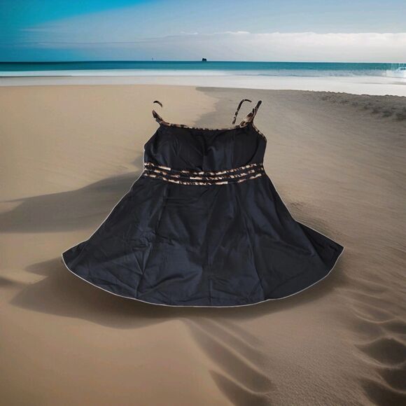 Inches Away By Longitude Women’s Black Swimsuit Swimskirt Leopard Accent 20W - Picture 1 of 7